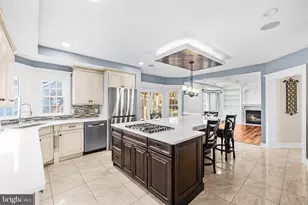 46564 Hampshire Station Dr, Sterling, VA 20165 - Photo 13