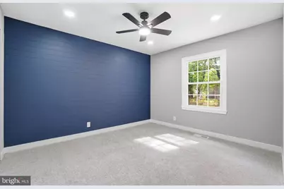 706 S Dogwood Court, Sterling, VA 20164 - Photo 11