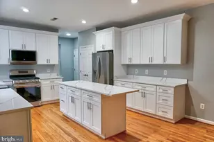 43759 Mink Meadows St, Chantilly, VA 20152 - Photo 15