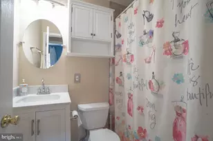 101 W Beech Rd, Sterling, VA 20164 - Photo 25