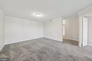 19385 Cypress Ridge, Leesburg, VA 20176 - Photo 19