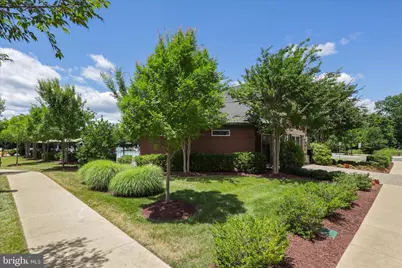 42522 Stratford Landing Drive, Brambleton, VA 20148 - Photo 47