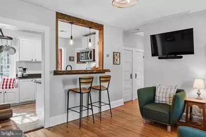 102 Phillips Court NW, Leesburg, VA 20176 - Photo 9