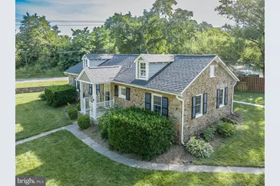 102 Phillips Court NW, Leesburg, VA 20176 - Photo 1