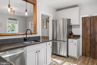 102 Phillips Court NW, Leesburg, VA 20176 - Photo 13