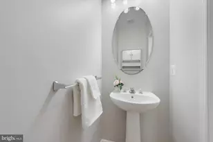 25165 Femoyer Terrace, Chantilly, VA 20152 - Photo 17