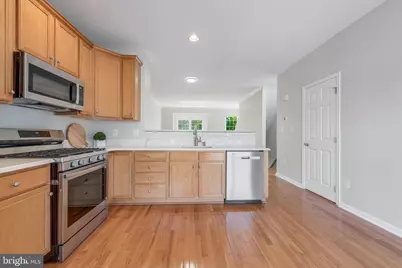 25165 Femoyer Terrace, Chantilly, VA 20152 - Photo 9
