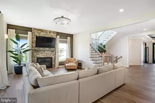 24935 Flaming Tree Ct, Aldie, VA 20105 - Photo 23