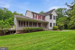 24674 Peach Orchard Ln, Aldie, VA 20105 - Photo 1