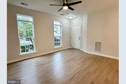 43839 Kingston Station Terrace, Ashburn, VA 20148 - Photo 5