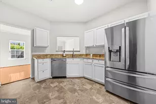 414 Ginkgo Terrace NE, Leesburg, VA 20176 - Photo 9