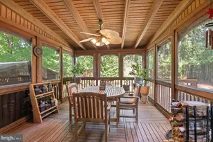 21244 Bullrush Pl, Sterling, VA 20164 - Photo 17