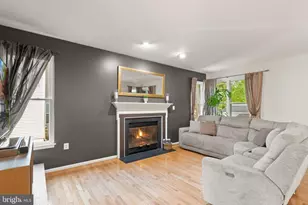 21244 Bullrush Pl, Sterling, VA 20164 - Photo 11