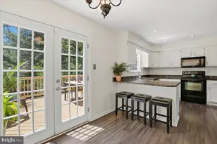 401 Nikki Terrace SE, Leesburg, VA 20175 - Photo 11