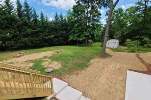 7 Cedar Dr, Sterling, VA 20164 - Photo 9