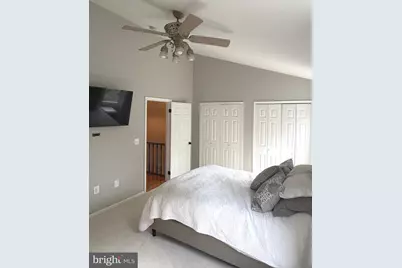 27 Lyndhurst Court, Sterling, VA 20165 - Photo 17