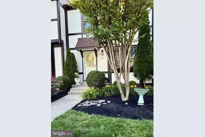 27 Lyndhurst Court, Sterling, VA 20165 - Photo 3