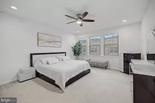 23398 Epperson Square, Brambleton, VA 20148 - Photo 29