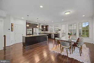 23398 Epperson Square, Brambleton, VA 20148 - Photo 15