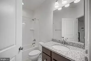 23398 Epperson Square, Brambleton, VA 20148 - Photo 11