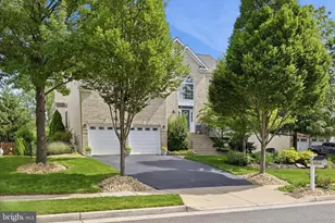 704 Seaton Ct SE, Leesburg, VA 20175 - Photo 3