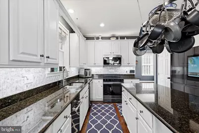 704 Seaton Court SE, Leesburg, VA 20175 - Photo 17