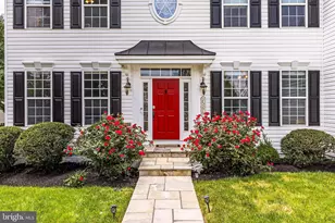 25279 Connor Ct, Aldie, VA 20105 - Photo 5