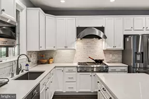 25279 Connor Ct, Aldie, VA 20105 - Photo 19