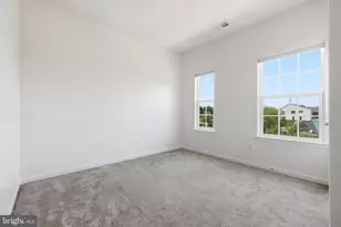 22920 Lacey Oak Terrace, Sterling, VA 20166 - Photo 31