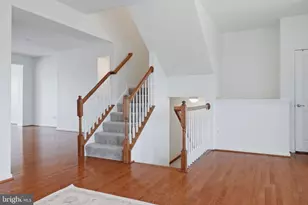 22920 Lacey Oak Terrace, Sterling, VA 20166 - Photo 5