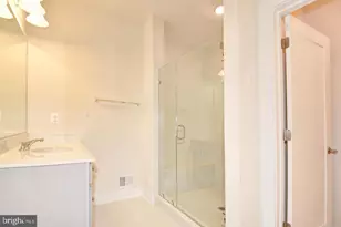 44858 Tiverton Sq, Ashburn, VA 20147 - Photo 43