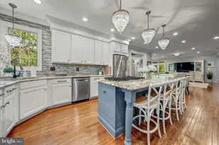 24165 Spring Meadow Cir, Aldie, VA 20105 - Photo 33