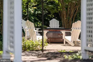 24165 Spring Meadow Cir, Aldie, VA 20105 - Photo 5