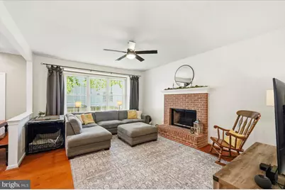 42631 Harris, Chantilly, VA 20152 - Photo 17