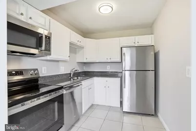125 Clubhouse Drive SW #10, Leesburg, VA 20175 - Photo 7