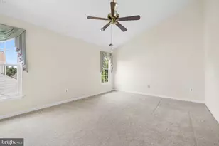 46557 Hollymead Pl, Sterling, VA 20165 - Photo 17