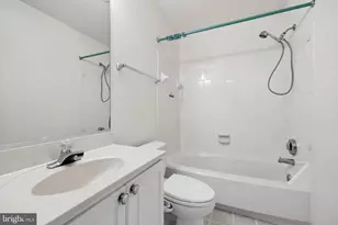 46557 Hollymead Pl, Sterling, VA 20165 - Photo 27