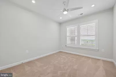 21630 Hawksbill High Circle #405, Sterling, VA 20164 - Photo 25