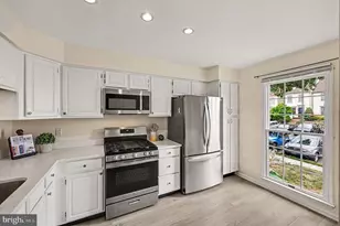 43973 Kitts Hill Terrace, Ashburn, VA 20147 - Photo 3
