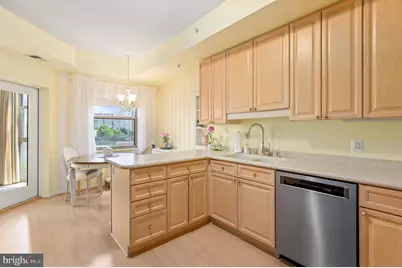 19350 Magnolia Grove Square #406, Leesburg, VA 20176 - Photo 11
