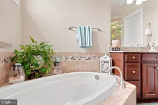 41526 Bostonian Pl, Aldie, VA 20105 - Photo 43