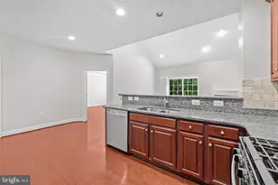 44426 Cruden Bay Dr, Ashburn, VA 20147 - Photo 17