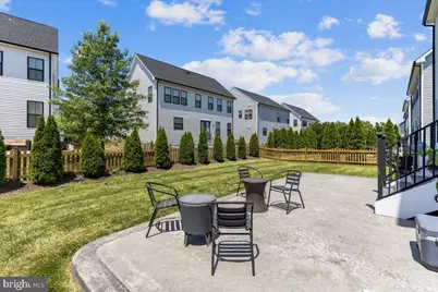 25467 Byrnes Crossing Drive, Chantilly, VA 20152 - Photo 47