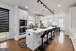 25467 Byrnes Crossing Dr, Chantilly, VA 20152 - Photo 11
