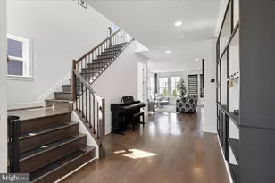 25467 Byrnes Crossing Dr, Chantilly, VA 20152 - Photo 5
