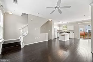 21790 Dragons Green Square, Ashburn, VA 20147 - Photo 11