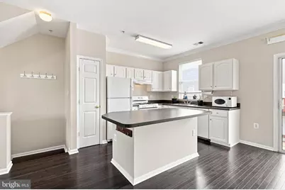 21790 Dragons Green Square, Ashburn, VA 20147 - Photo 13