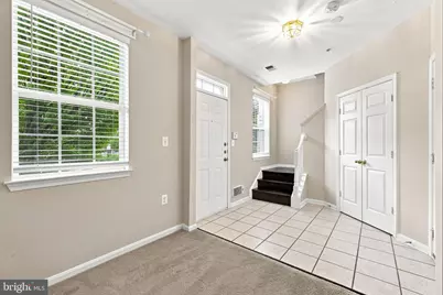21790 Dragons Green Square, Ashburn, VA 20147 - Photo 5