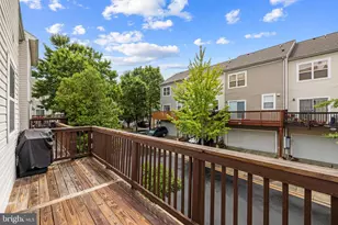 21790 Dragons Green Square, Ashburn, VA 20147 - Photo 35