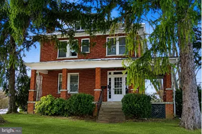 715 Valley View Avenue SW, Leesburg, VA 20175 - Photo 1